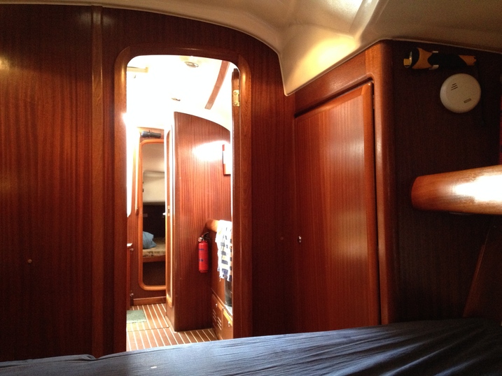 bavaria 36 inside